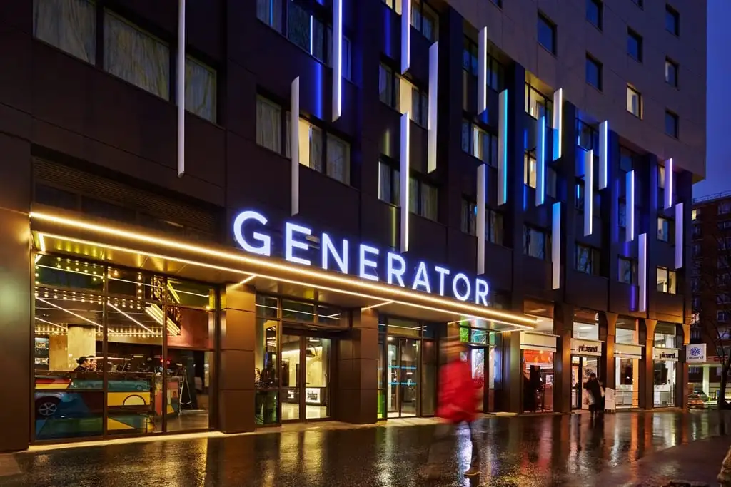 Generator hostels paris