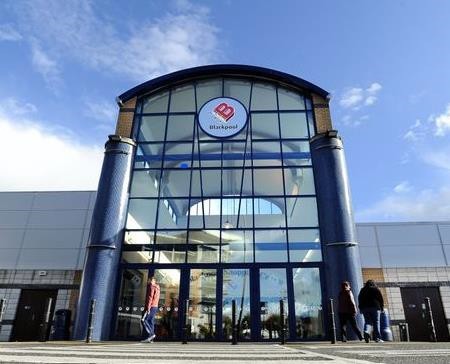 Front entrance blackpool shopping centre